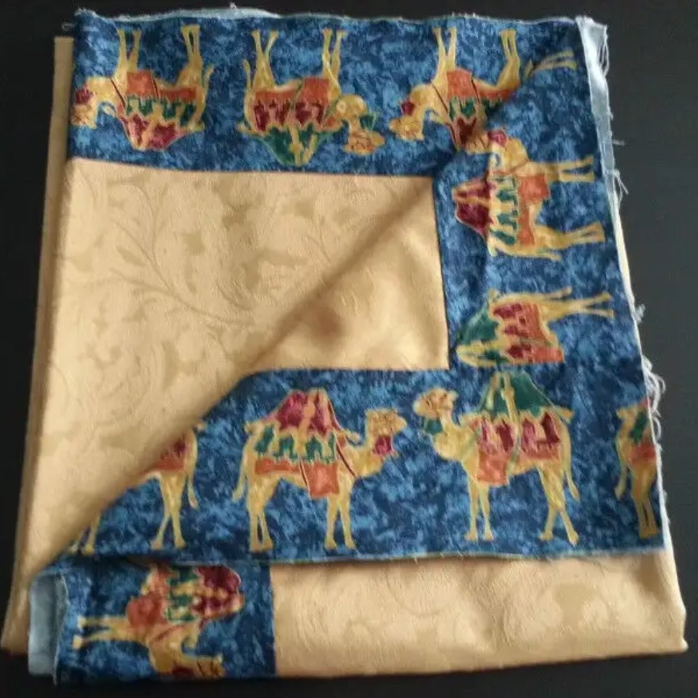 Morrocan Themed Jacquard Tablecloth